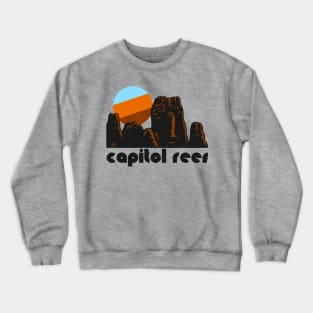 Retro Capitol Reef ))(( Tourist Souvenir National Park Design Crewneck Sweatshirt